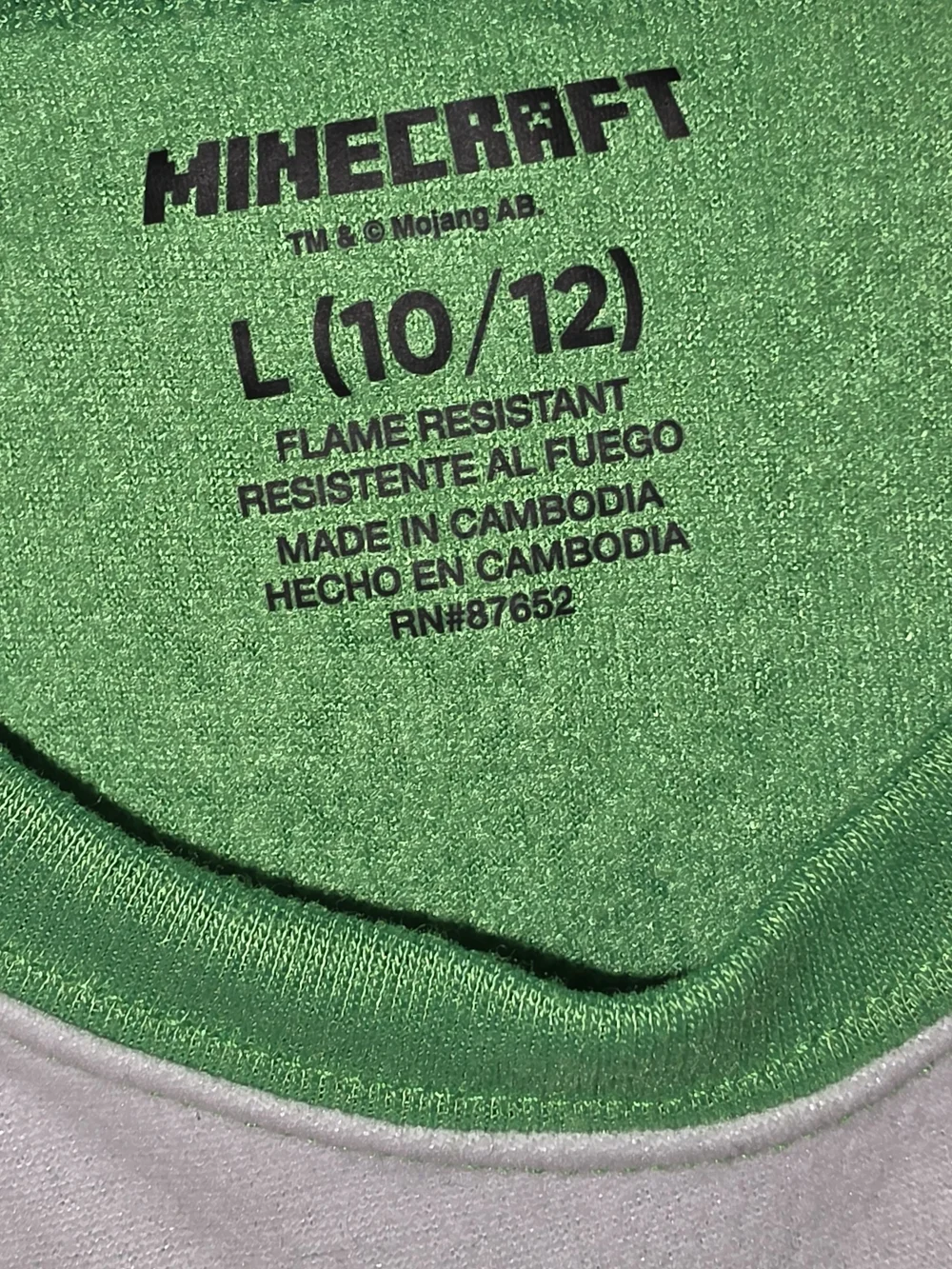 Boys Long-Sleeve Minecraft Graphic Pajama Shirt - Green/White, 10/12